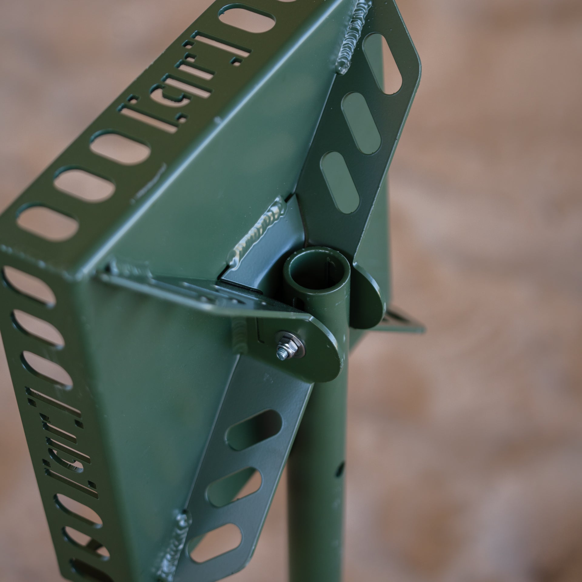 The Pack Pole 2.0 QuackRack